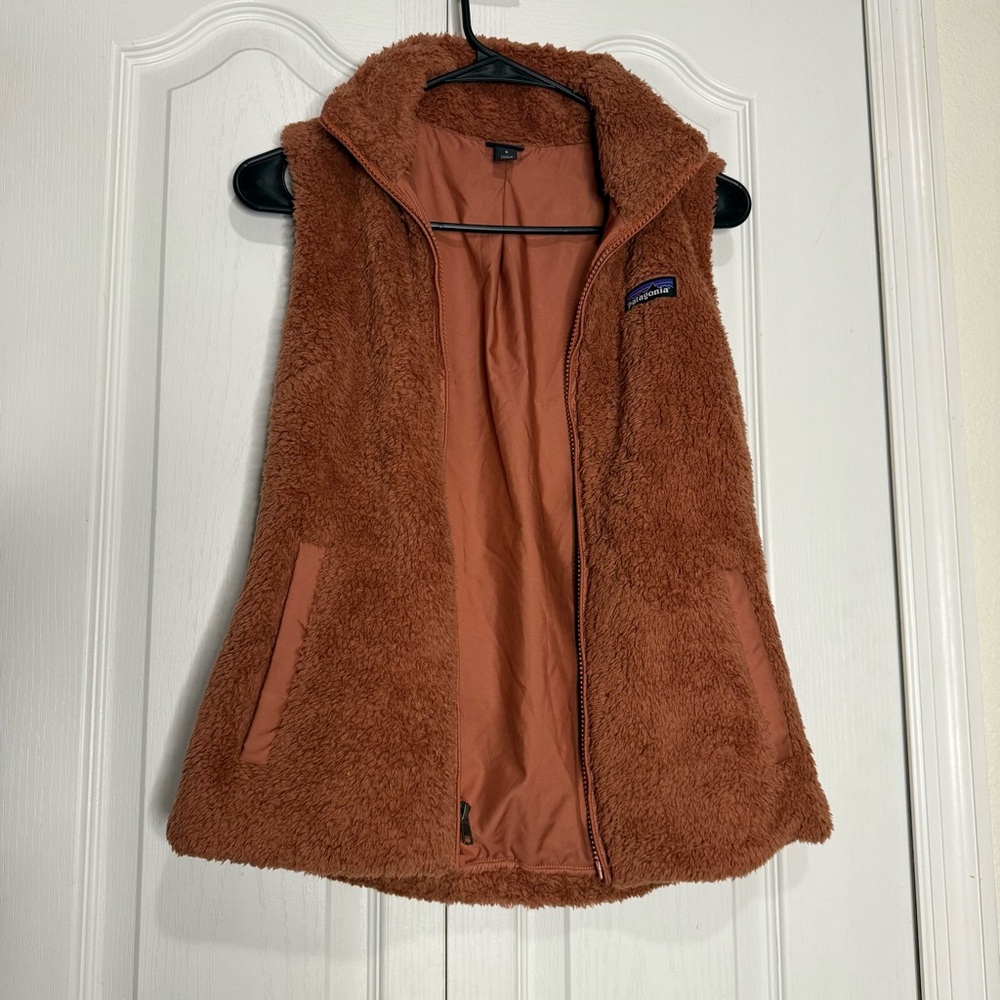 Patagonia Burnt Orange Fleece Vest - Picture 2 of 6
